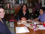 Nina-15thBirthday-Friends-Cake-01-20020427.jpg